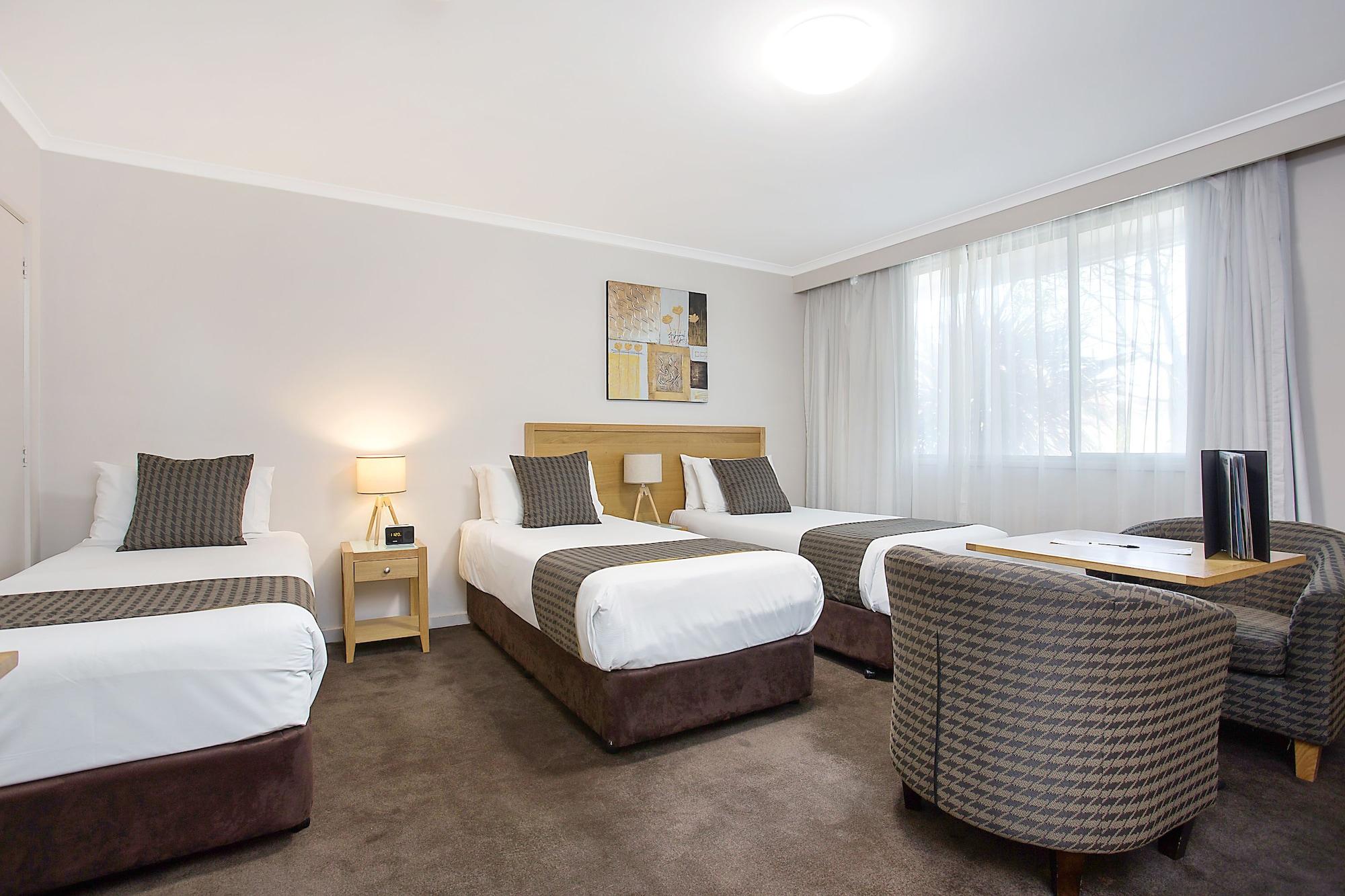 Mid City Motel Варрнамбул Экстерьер фото